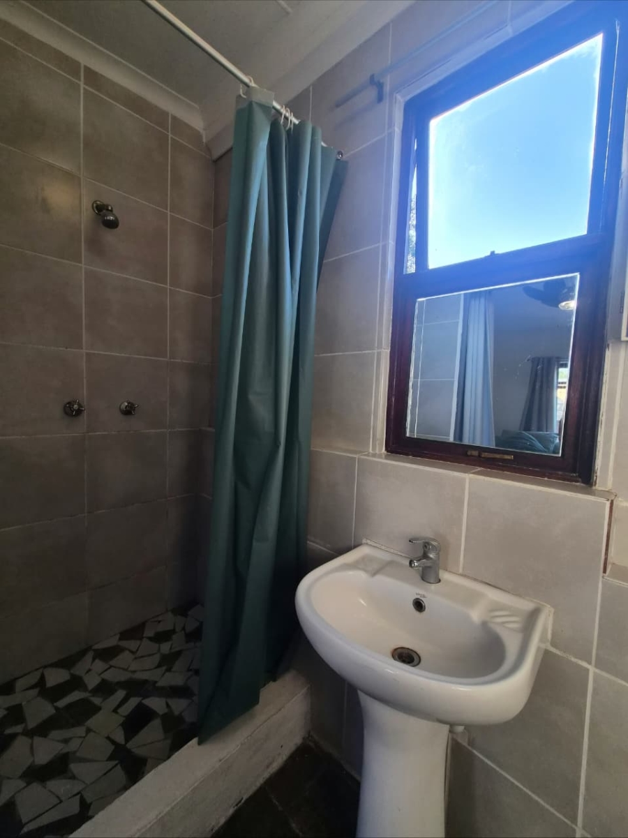 2 Bedroom Property for Sale in Stilbaai Oos Western Cape